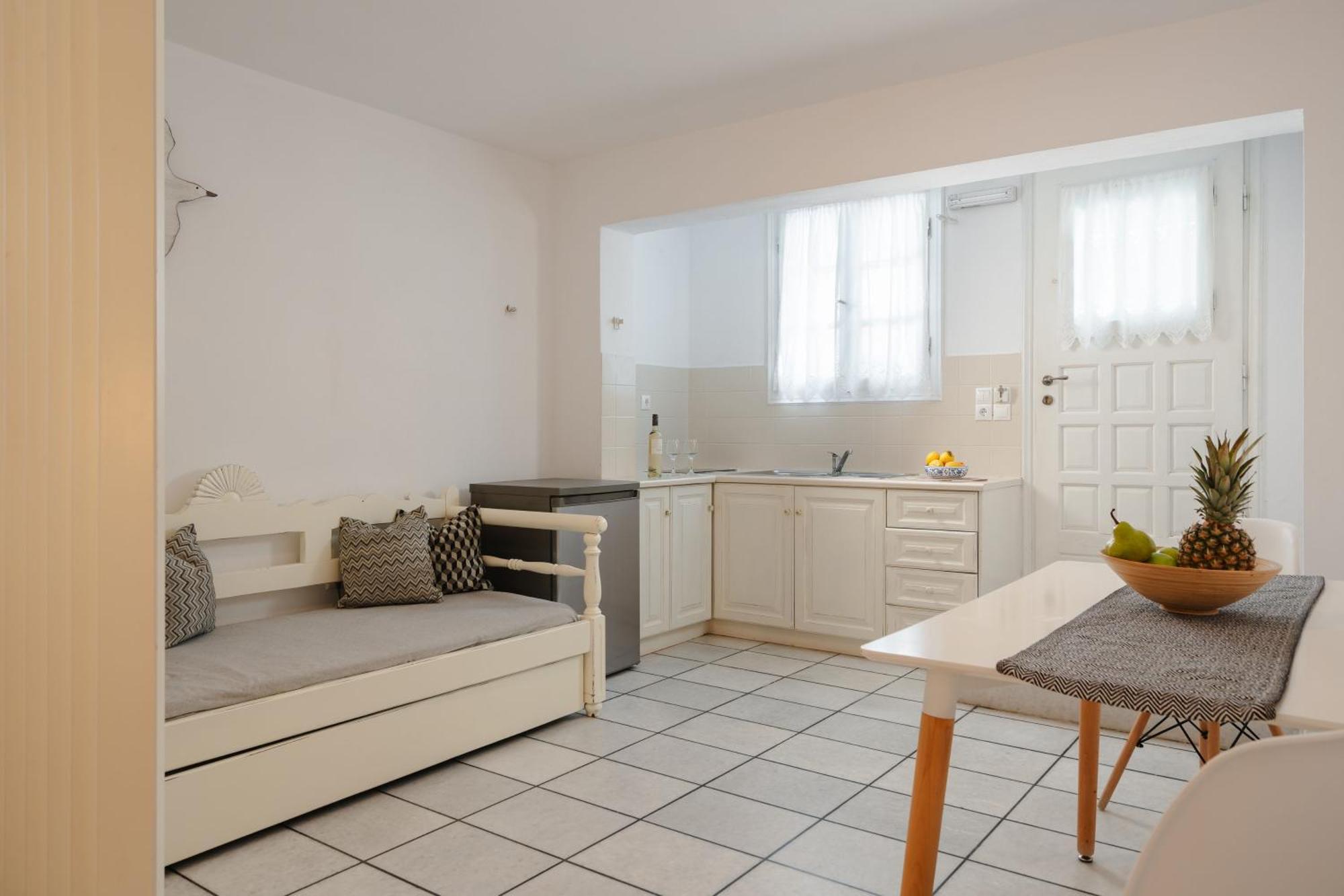 Sea View Apartments & Studios Айя-Анна Номер фото